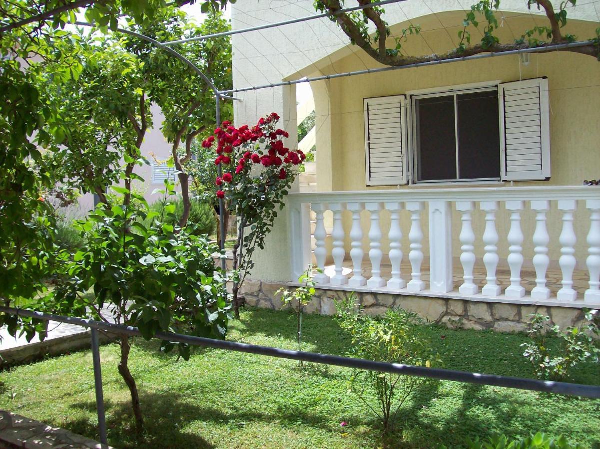 Apartments By The Sea Sevid, Trogir - 11505 Eksteriør billede